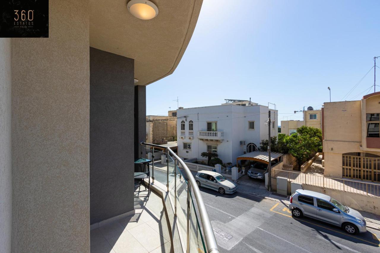 High-End Central Apt With Comfy Bed & Super Wifi By 360 Estates San Ġwann Esterno foto